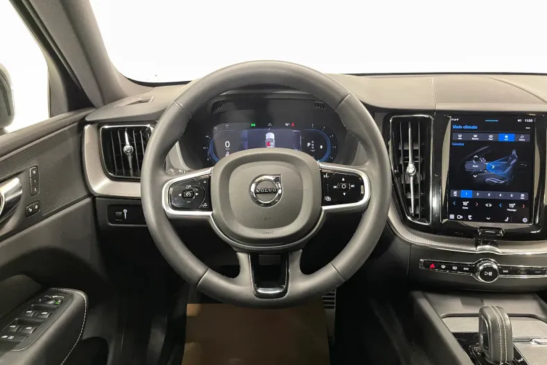 Volvo XC60 din 2022 cu 44.621 km - oferta VOL198060 - foto 6