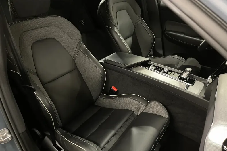 Volvo XC60 din 2022 cu 44.621 km - oferta VOL198060 - foto 10