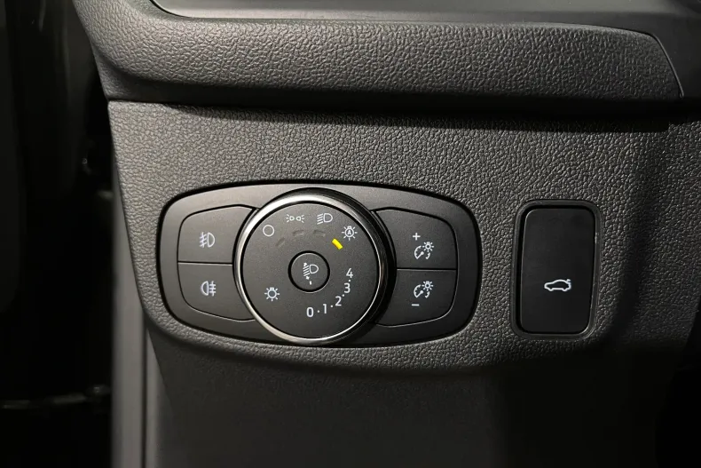 Ford Focus din 2021 cu 104.125 km - oferta FOR198061 - foto 20