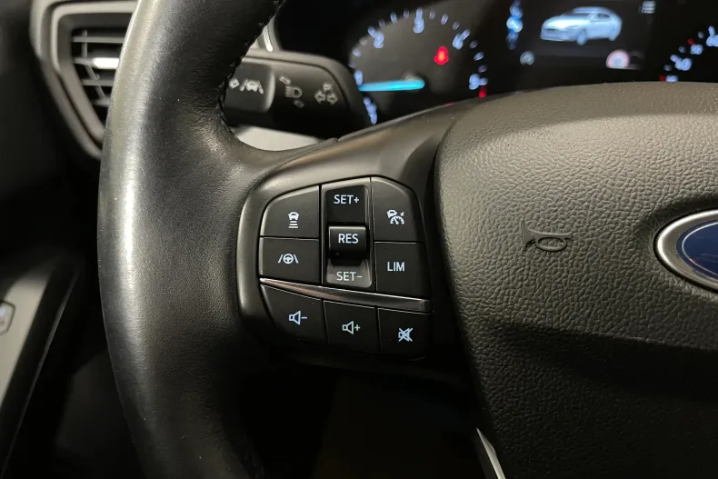 Ford Focus din 2021 cu 104.125 km - oferta FOR198061 - foto 21