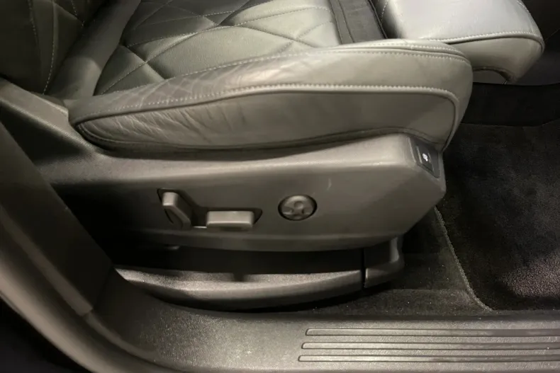 DS Automobiles DS 7 Crossback din 2020 cu 97.211 km - oferta DSA198062 - foto 33