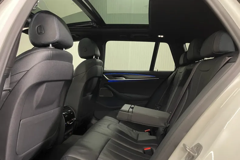 BMW 530d (Seria 5) din 2021 cu 105.610 km - oferta BMW198063 - foto 14