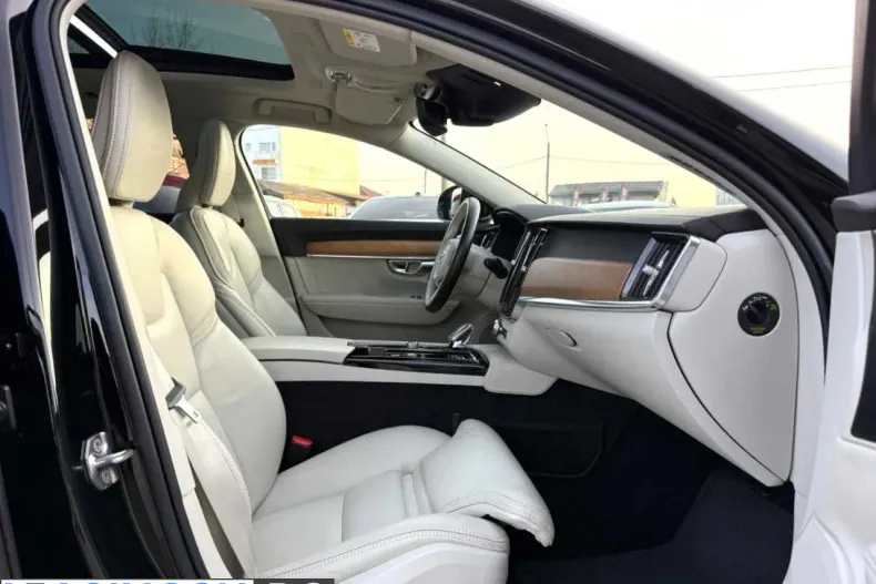 Volvo V90 din 2020 cu 113.000 km - oferta VOL198075 - foto 21
