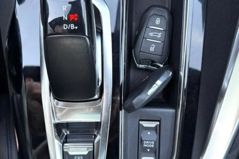 Peugeot 3008 din 2020 cu 88.000 km - oferta PEU198077 - foto 28