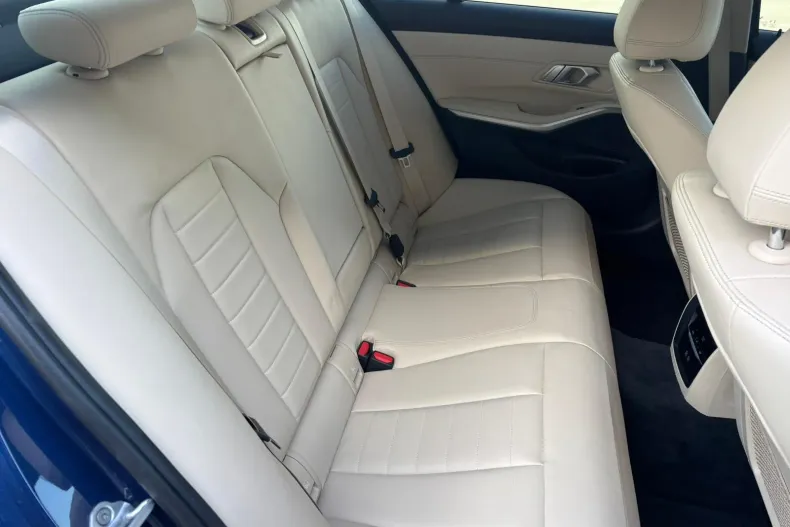 BMW 330e (Seria 3) din 2020 cu 113.300 km - oferta BMW198079 - foto 21