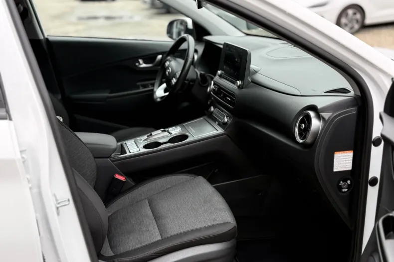 Hyundai Kona din 2022 cu 39.086 km - oferta HYU198087 - foto 10