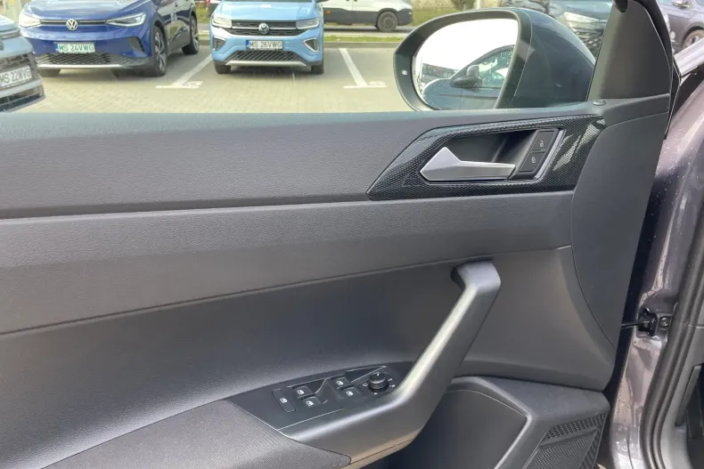 Volkswagen Taigo din 2025 cu 1 km - oferta VOL198089 - foto 11