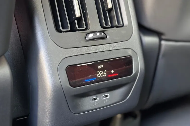 BMW iX3 (Seria X) din 2026 cu 15.000 km - oferta BMW198099 - foto 21