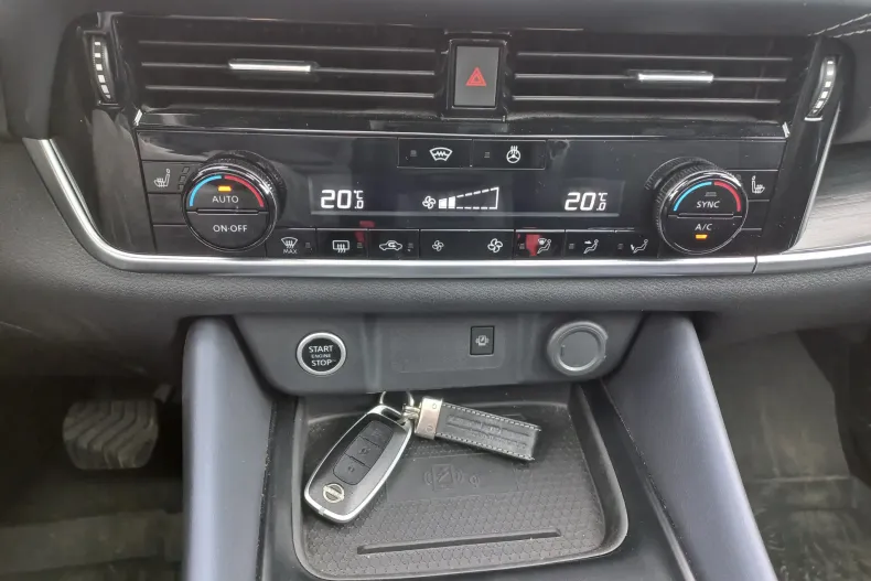 Nissan Qashqai din 2023 cu 36.000 km - oferta NIS198109 - foto 19