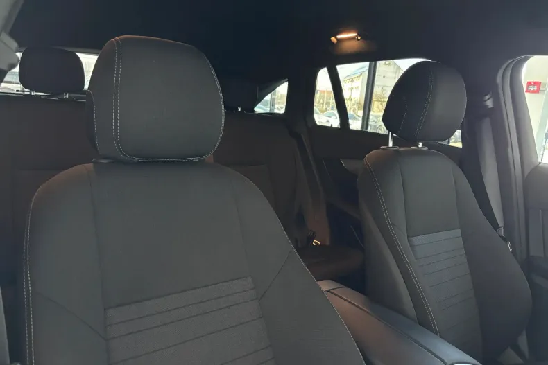 Mercedes-Benz EQC din 2022 cu 32.500 km - oferta MER198115 - foto 17