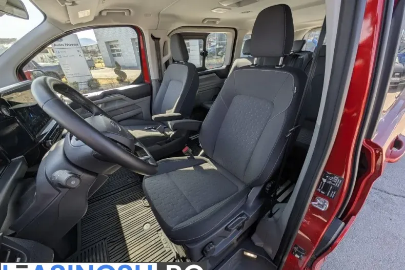 Ford Tourneo Custom din 2024 cu 17.000 km - oferta FOR198118 - foto 14