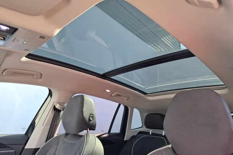 Volkswagen Tiguan din 2024 cu 23.604 km - oferta VOL198124 - foto 6