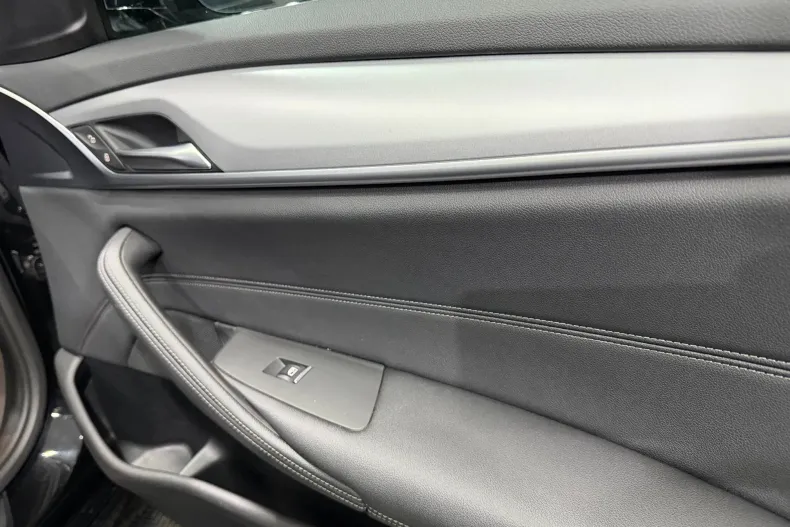 BMW 520d (Seria 5) din 2023 cu 168.808 km - oferta BMW198126 - foto 20