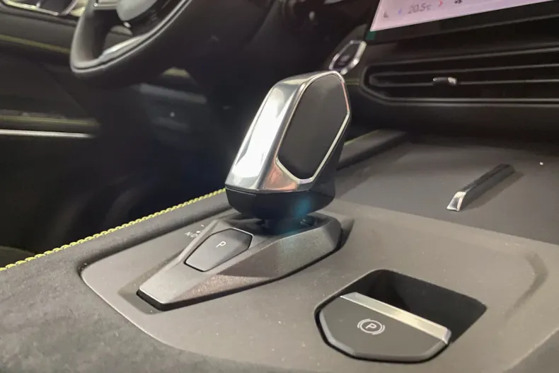 Lynk & Co 01 din 2025 cu 12 km - oferta LYN198132 - foto 21