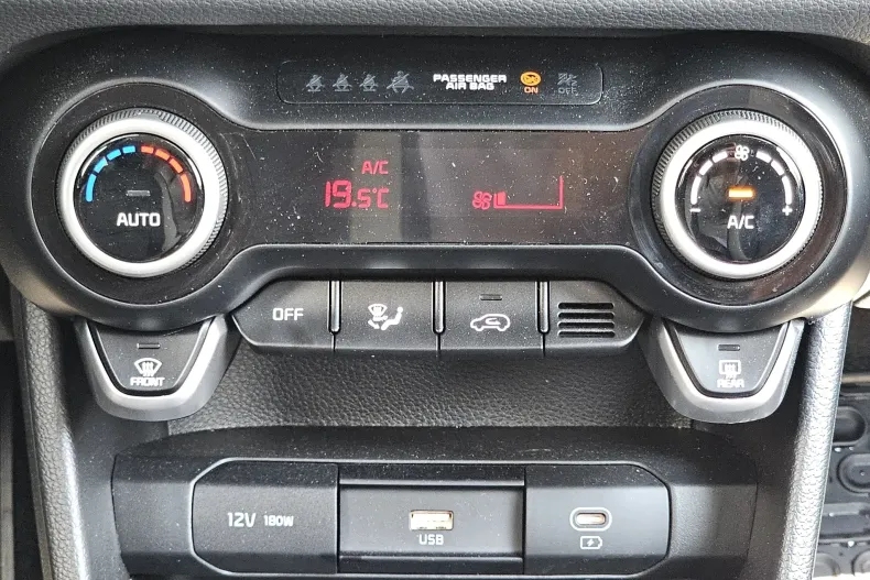 Kia Picanto din 2024 cu 4.200 km - oferta KIA198133 - foto 15