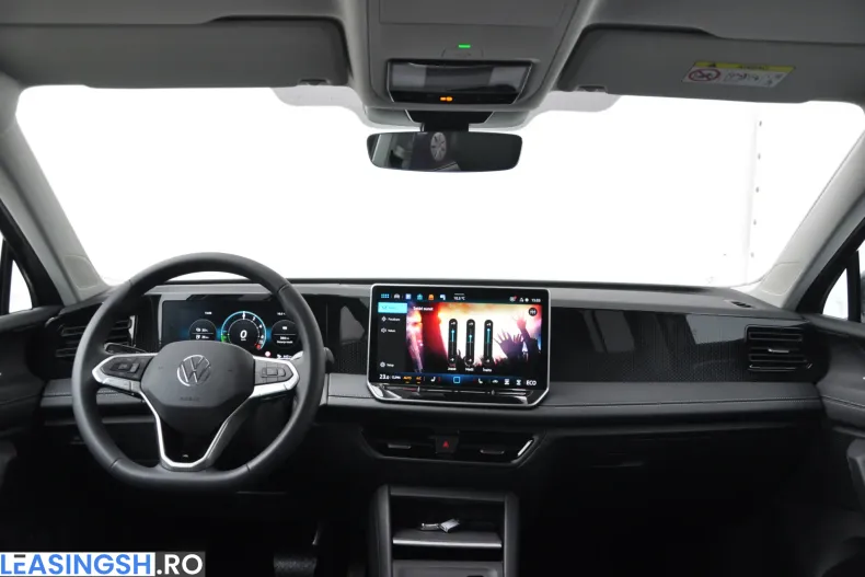 Volkswagen Tiguan din 2025 cu 9.435 km - oferta VOL198138 - foto 14