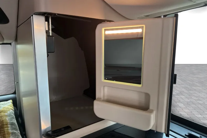 Mercedes-Benz V din 2022 cu 44.365 km - oferta MER198141 - foto 31