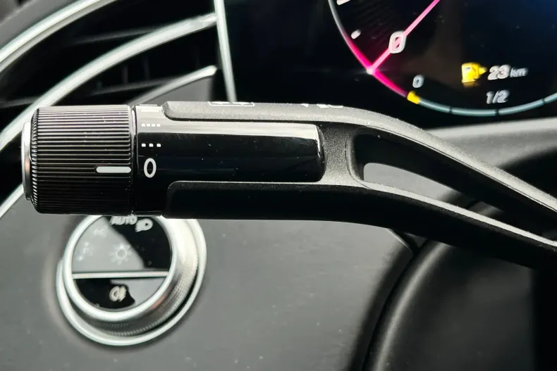 Mercedes-Benz E din 2024 cu 4.734 km - oferta MER198143 - foto 18