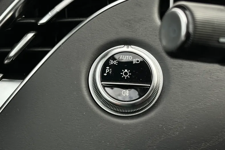 Mercedes-Benz E din 2024 cu 4.734 km - oferta MER198143 - foto 20