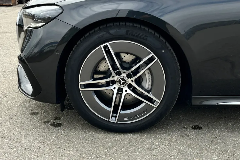 Mercedes-Benz E din 2024 cu 4.734 km - oferta MER198143 - foto 36