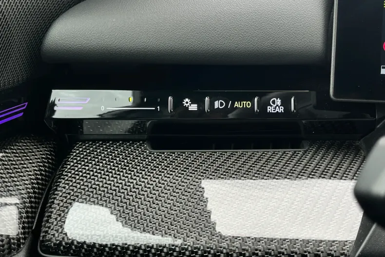 BMW 520i (Seria 5) din 2024 cu 48.074 km - oferta BMW198145 - foto 20