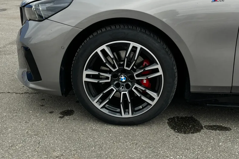 BMW 520i (Seria 5) din 2024 cu 48.074 km - oferta BMW198145 - foto 37