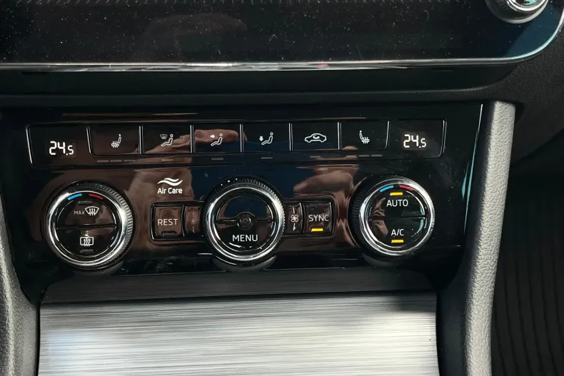 Skoda Superb din 2022 cu 149.234 km - oferta SKO198147 - foto 22