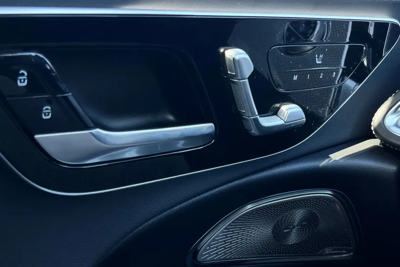 Mercedes-Benz E din 2023 cu 30.840 km - oferta MER198149 - foto 21