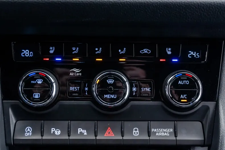 Skoda Kodiaq din 2021 cu 102.854 km - oferta SKO198154 - foto 31