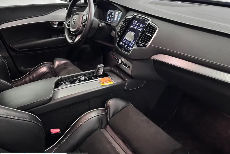 Volvo XC90 din 2022 cu 79.500 km - oferta VOL198164 - foto 18