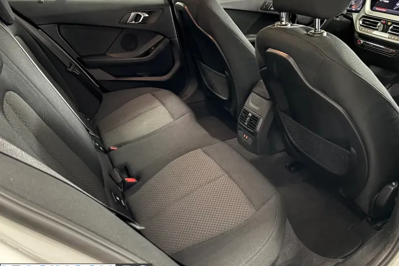 BMW 118i (Seria 1) din 2021 cu 27.000 km - oferta BMW198166 - foto 17