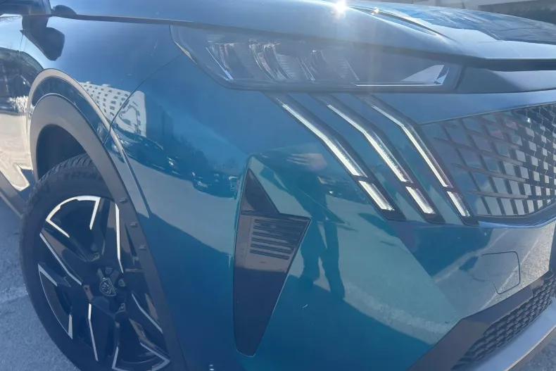 Peugeot 3008 din 2025 cu 30.583 km - oferta PEU198175 - foto 11