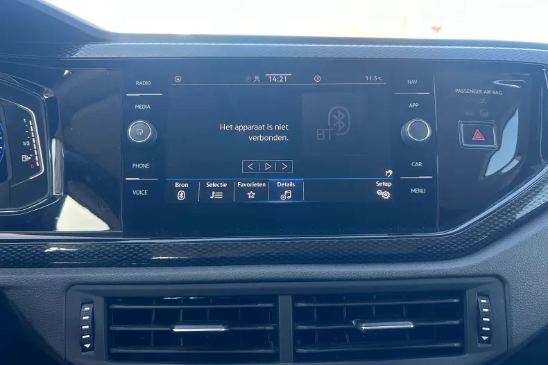 Volkswagen Polo din 2023 cu 97.730 km - oferta VOL198176 - foto 6