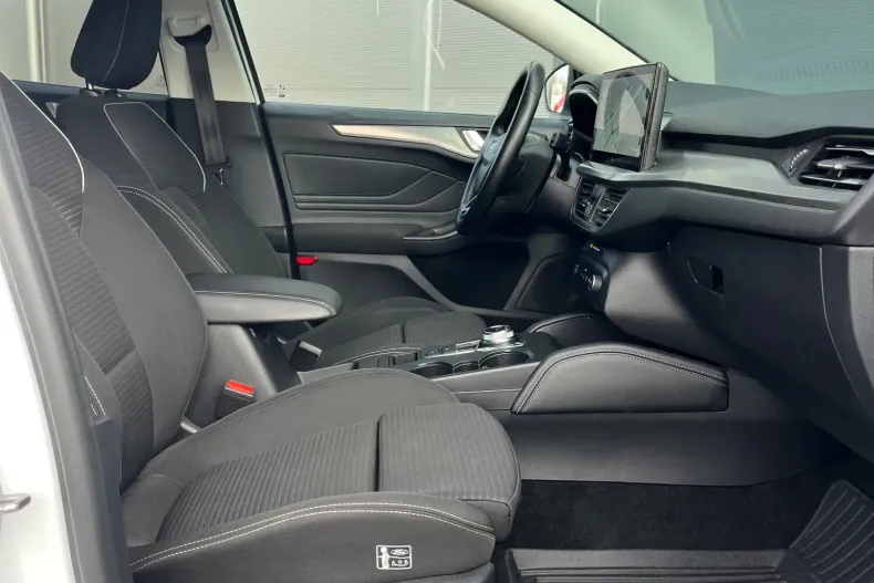 Ford Focus din 2022 cu 166.400 km - oferta FOR198178 - foto 17