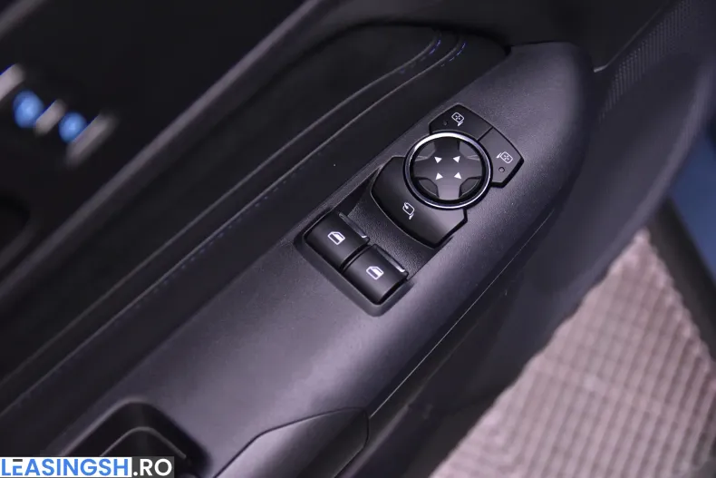 Ford Mustang din 2025 cu 3.900 km - oferta FOR198179 - foto 14