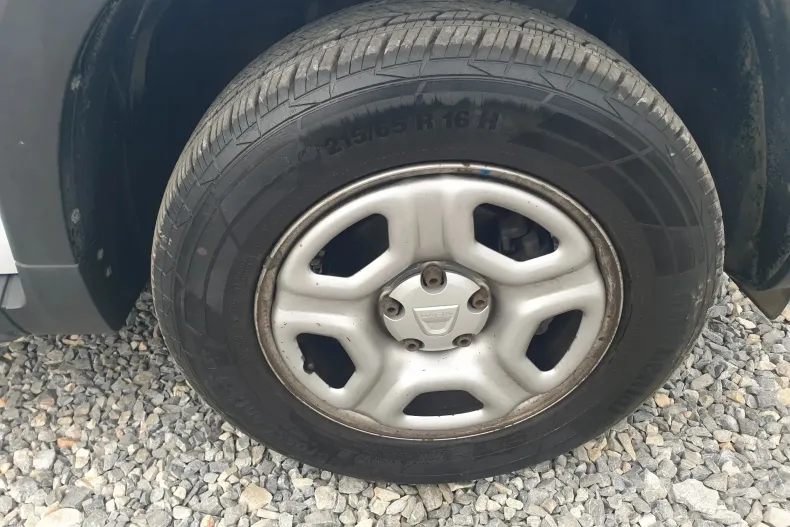 Dacia Duster din 2021 cu 26.720 km - oferta DAC198182 - foto 12