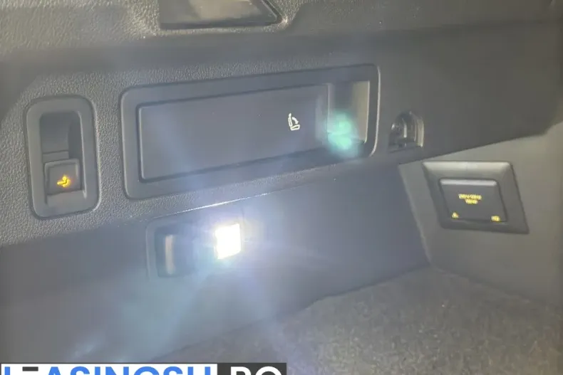 Volkswagen Tiguan din 2021 cu 97.950 km - oferta VOL198186 - foto 23