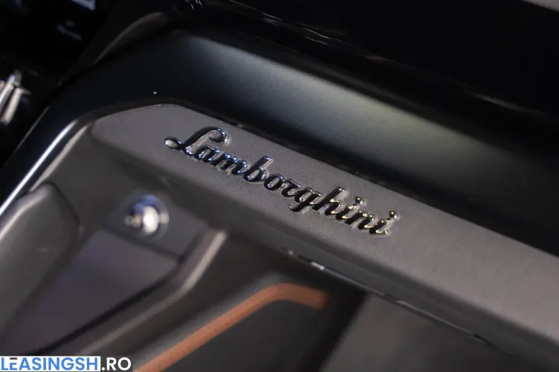 Lamborghini Urus din 2022 cu 21.800 km - oferta LAM198187 - foto 27