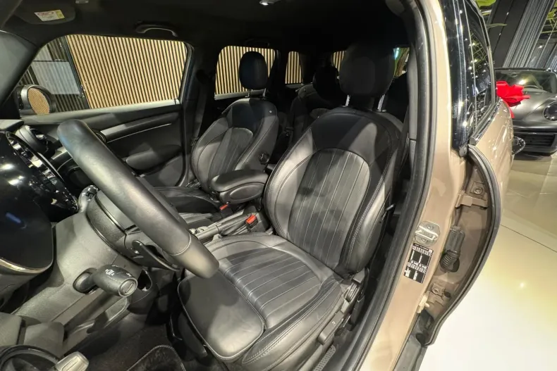 MINI Cooper S din 2022 cu 63.500 km - oferta MIN198189 - foto 23