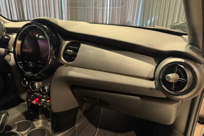 MINI Cooper S din 2022 cu 63.500 km - oferta MIN198189 - foto 28