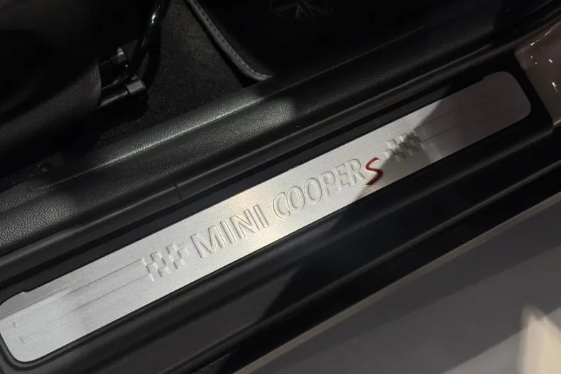 MINI Cooper S din 2022 cu 63.500 km - oferta MIN198189 - foto 29