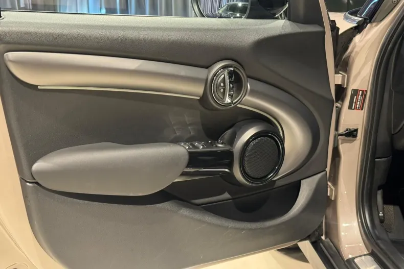 MINI Cooper S din 2022 cu 63.500 km - oferta MIN198189 - foto 30