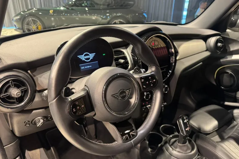 MINI Cooper S din 2022 cu 63.500 km - oferta MIN198189 - foto 31