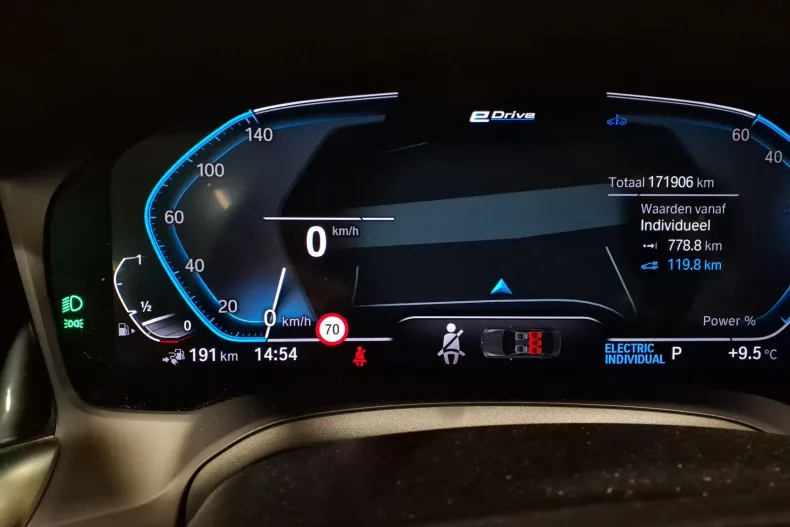 BMW 330e (Seria 3) din 2021 cu 171.906 km - oferta BMW198191 - foto 8