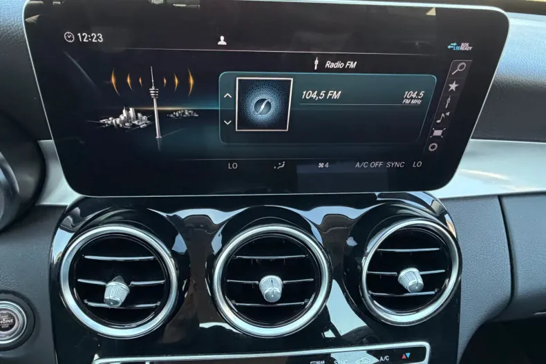 Mercedes-Benz C din 2021 cu 133.897 km - oferta MER198194 - foto 35