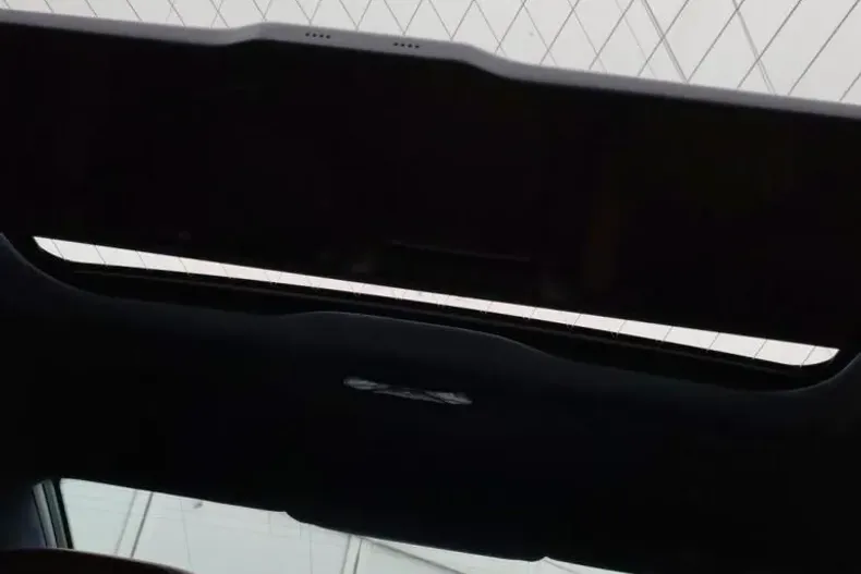 BMW M760e (Seria 7) din 2024 cu 33.339 km - oferta BMW198195 - foto 11