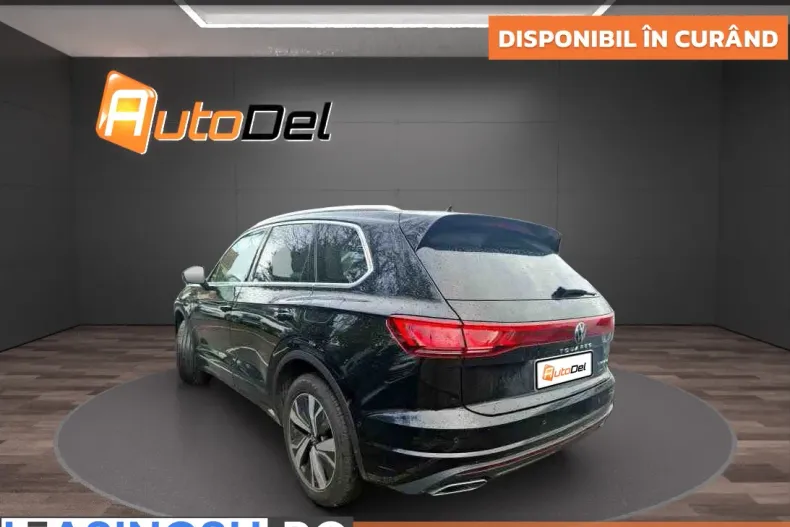 Volkswagen Touareg din 2024 cu 77.645 km - oferta VOL198199 - foto 2