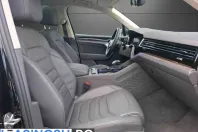 Volkswagen Touareg din 2024 cu 77.645 km - oferta VOL198199 - foto 7