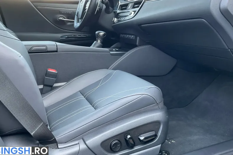 Lexus Seria ES din 2025 cu 3.509 km - oferta LEX198201 - foto 6