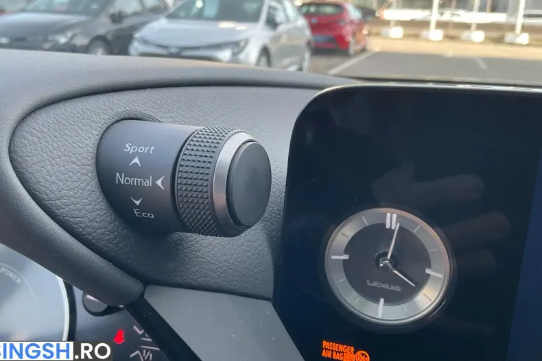 Lexus Seria ES din 2025 cu 3.509 km - oferta LEX198201 - foto 40